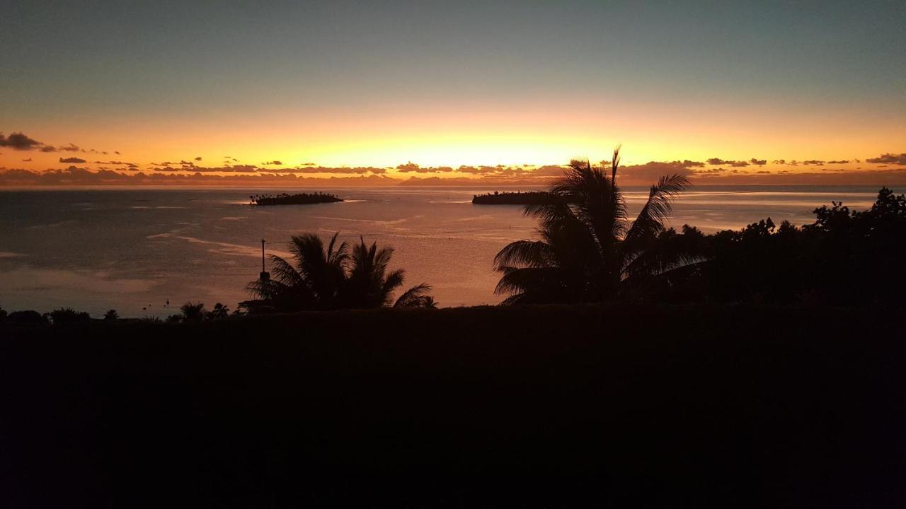 ウツロア Fare Mahi Mahi Bed & Breakfast エクステリア 写真