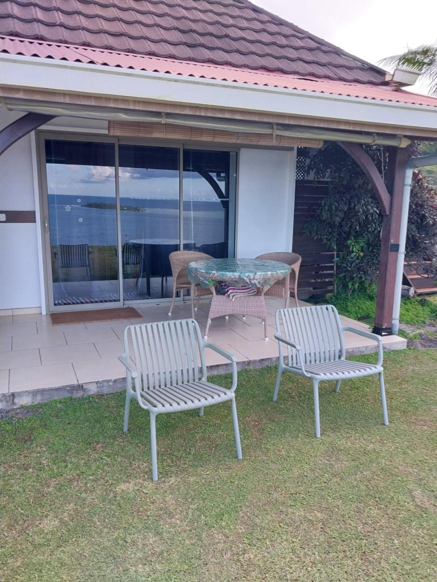 ウツロア Fare Mahi Mahi Bed & Breakfast エクステリア 写真