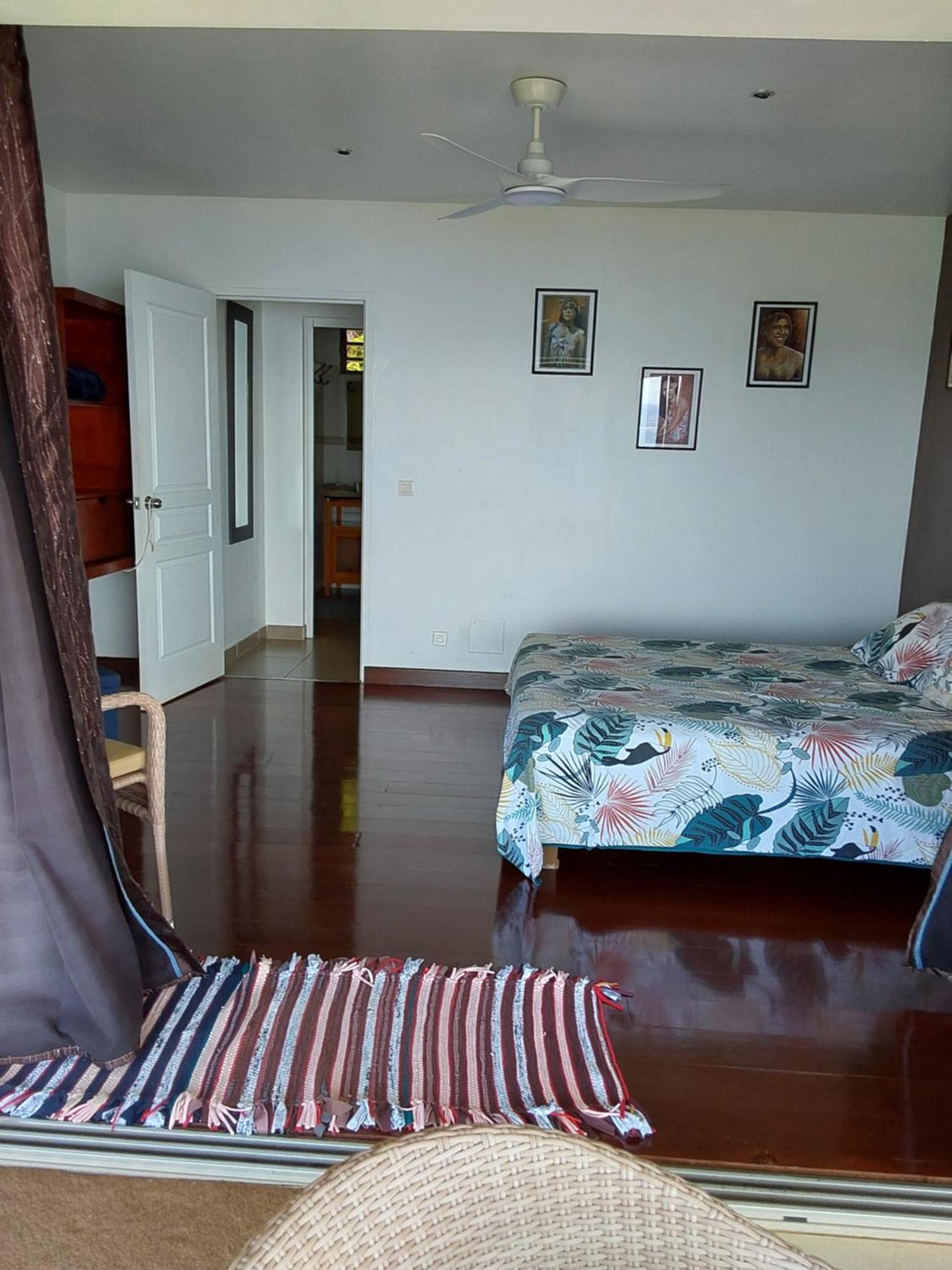 ウツロア Fare Mahi Mahi Bed & Breakfast エクステリア 写真