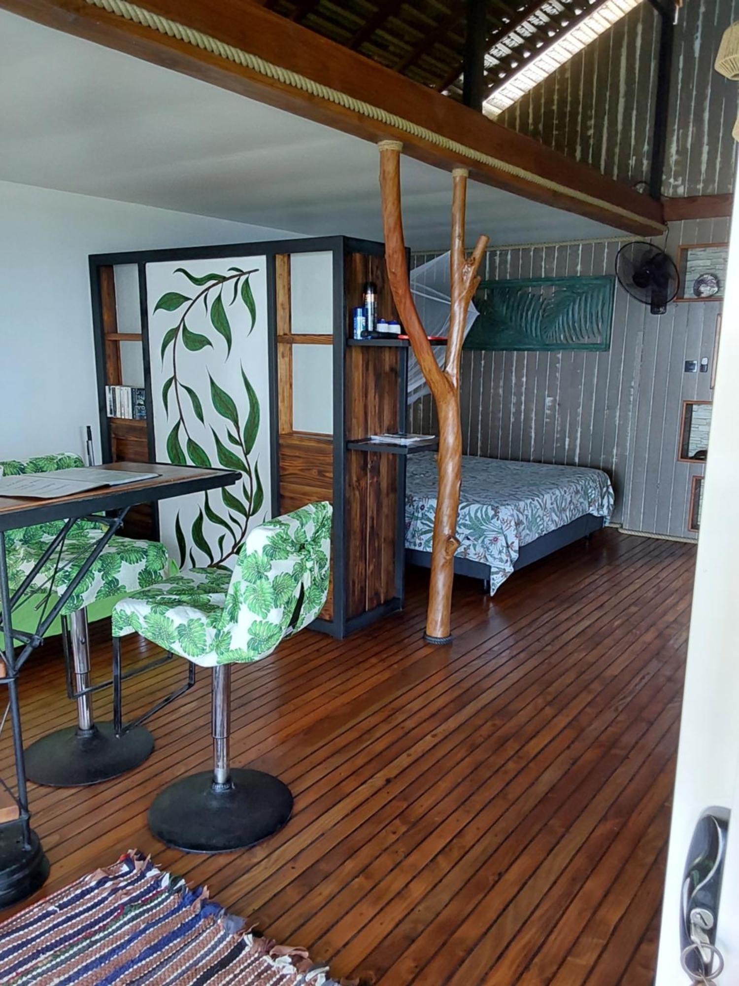ウツロア Fare Mahi Mahi Bed & Breakfast エクステリア 写真