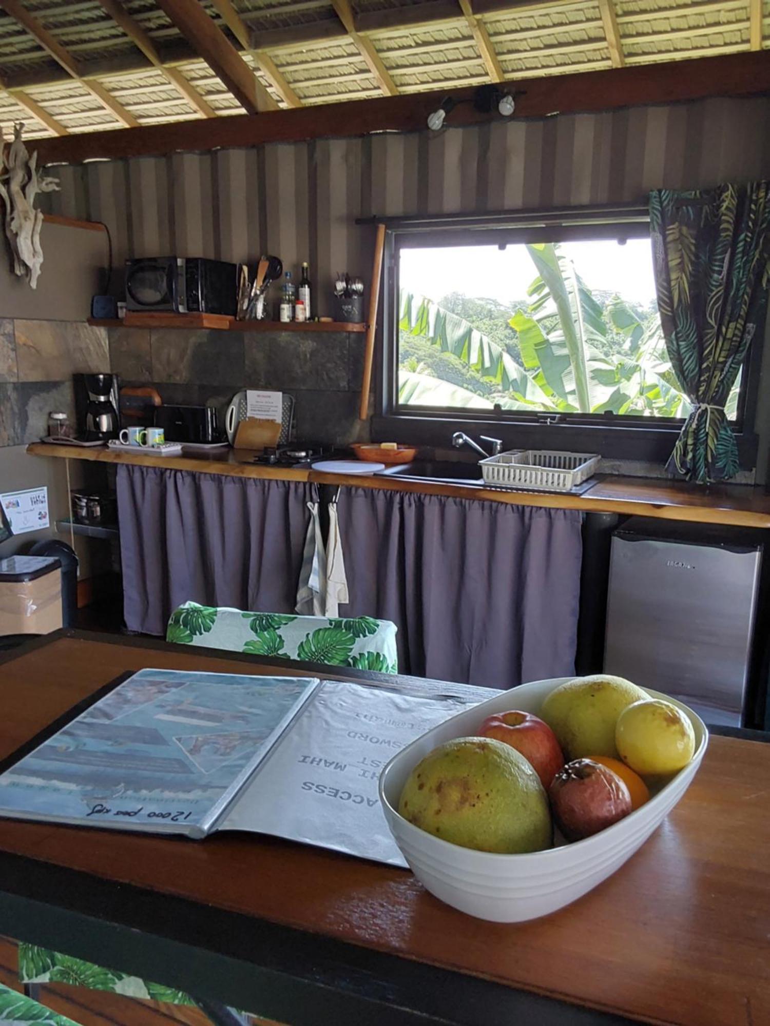 ウツロア Fare Mahi Mahi Bed & Breakfast エクステリア 写真